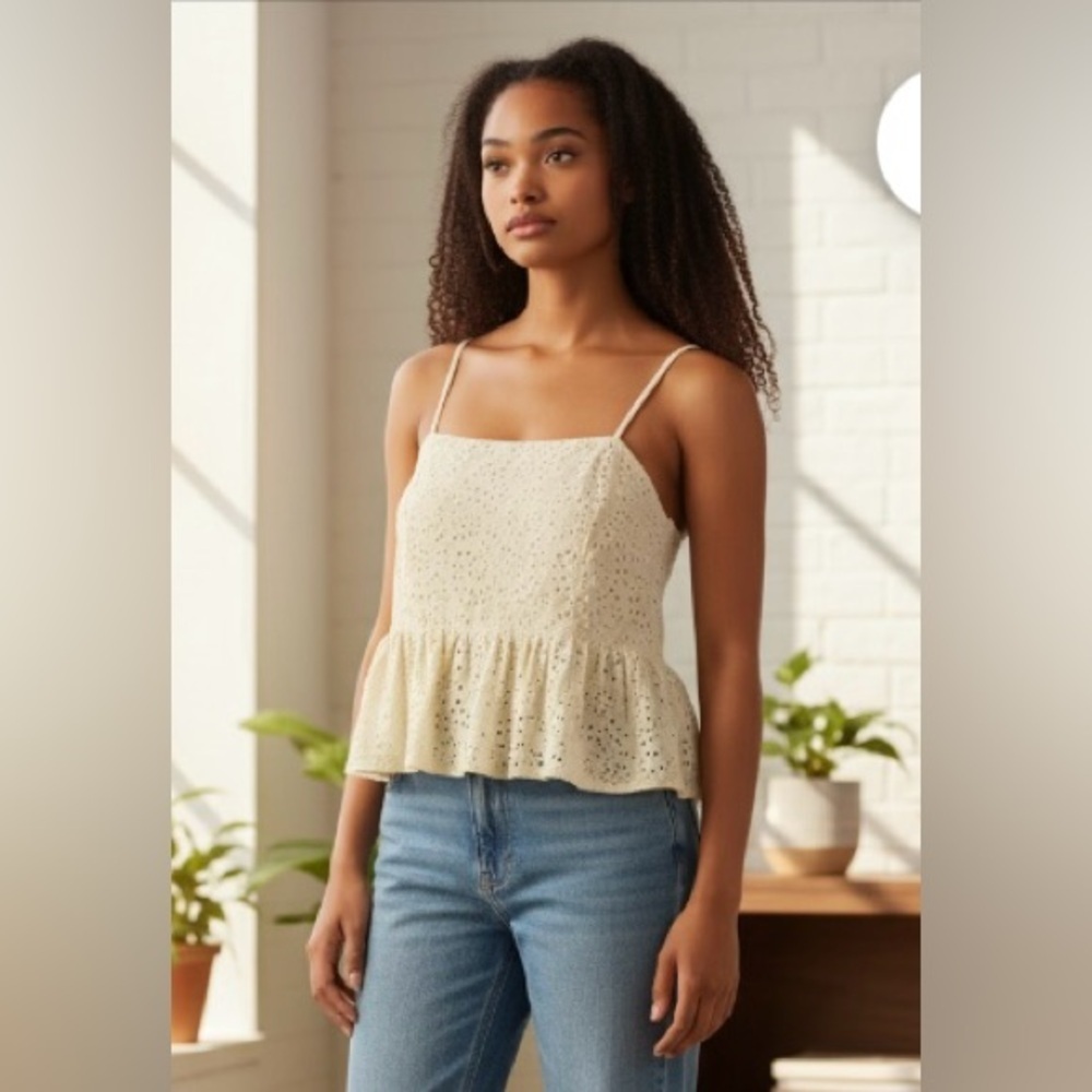 nwt-XSmall fairy Cream Eyelet
Festival  Crop whimsical Peplum Top
